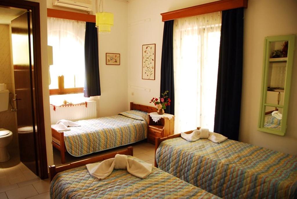 Atzanou Rooms Kamariotissa Номер фото